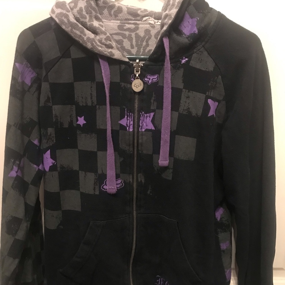 Reversible hoodie! ❤️ this hoodie so much.